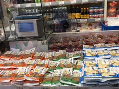 零售区-泰康食品(南京东路店)
