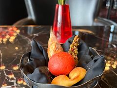 餐前面包-L'ATELIER de Joel Robuchon(外滩18号店)