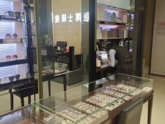 -博士眼镜(沙井京基百纳广场店)