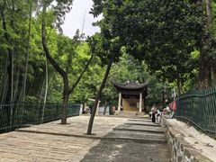 -灵岩山风景区