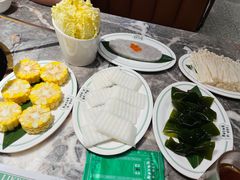 -禄婶鸡煲·打边炉