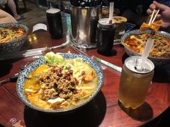 -粉家柳州螺蛳粉(杨宅路店)