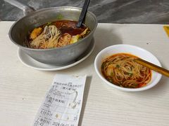-铁锅哥米线