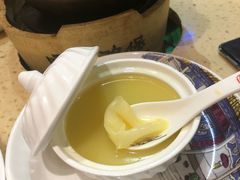 -芳村榕树头叹佬鸡煲(体育西店)