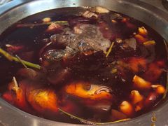 -忘情水鱼头·鲜鱼火锅(滨江中路店)