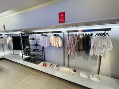 -ZARA(世贸天阶店)