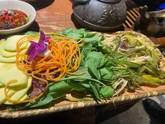 -老牌坊云南鱼豆花火锅(嵩山店)