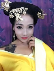 -盘子女人坊生日照·摄影馆(华强店)
