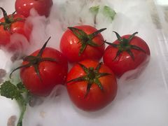 番茄脆菇沙拉-小大董·烤鸭(凤凰汇店)