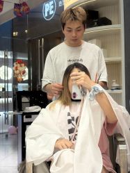 -PE SALON