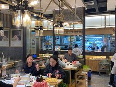 大堂-洪氏嗨捞·猪肚鸡火锅(阳光天地店)