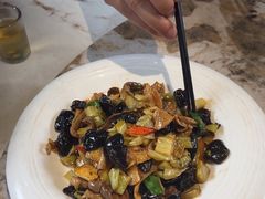 -又见炊烟私房菜(敬亭路店)