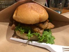 鸡肉汉堡-BURGER BRO'S
