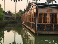 -花溪雨·森林餐厅(石基店)