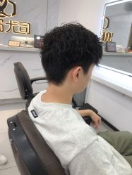 点击看大图 -尤司男士国潮理发馆
