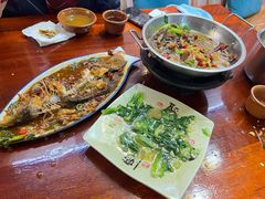 -苗湘食府(十年店)