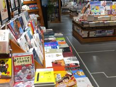 -西西弗书店&矢量咖啡(凯德晶萃广场店)