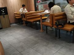 -麦当劳(百联西郊购物中心店)