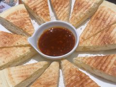 -黄泥岗·地道湖北菜(奥特莱斯店)