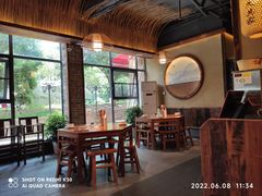 靠窗位-李久其家民间餐厅(观沙岭公园店)