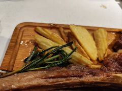-汤姆家的牛排意面披萨(新城市广场店)