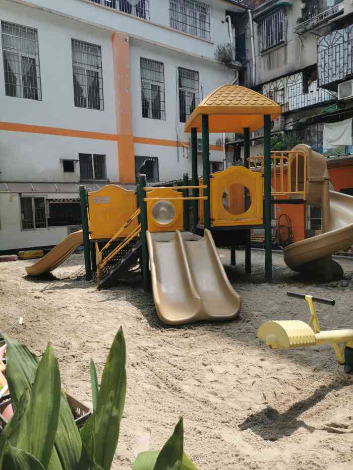 思媛幼儿园-"思缓幼儿园座落在市中心,越秀区光孝路中,.