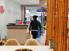 大堂-屋头串串(新街里店)