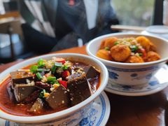 土冒血旺-炉小二铜锅牛蛙•川湘菜(三里屯店)