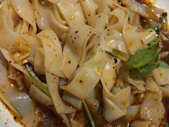 新疆凉皮-巴扎美食·新疆菜·西域歌舞表演餐厅(新疆大厦店)