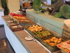 -鲤鱼洲酒店港鲤咖啡厅