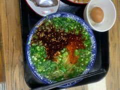 -陇上全荟兰州传统牛肉面(延吉路店)