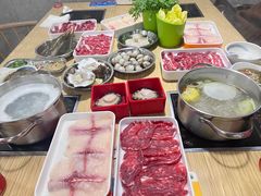 -杨老板·海鲜集市火锅·鲜切牛肉(中防万宝店)