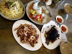 -老鼎万春卤菜(鹭湖宫8区店)