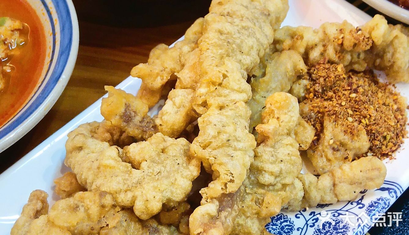 抄手丸滑皆可“冒”一下，跟我一起吃香又喝辣～