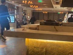 -雍和会海鲜姿造自助(湖东路店)