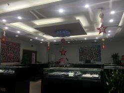 -威德钻石-克拉钻大本营(南京东路店)