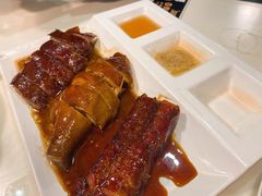 至尊烧味拼盘-禄興記香港大排档(歌斐中心店)
