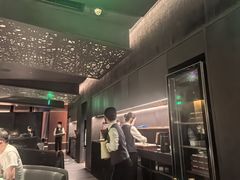 -左庭右院鲜牛肉火锅黑金店(陆家嘴中心店)