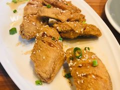 -Chom Cafe and Restaurant