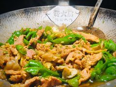 -费大厨辣椒炒肉(万家丽一店)