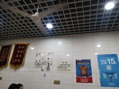 -覃肥叔桂林米粉(粮道街店)