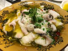 酸菜黑鱼-阿英煲(凉城路店)