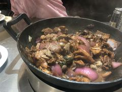 -胡须佬鸡煲四季火锅店(石厦西村直营店)