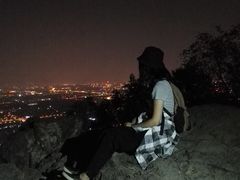 -鬼笑石后山停车场