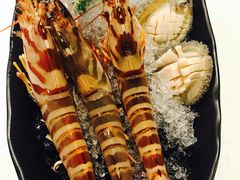 -鲜入围煮花胶鸡海鲜火锅