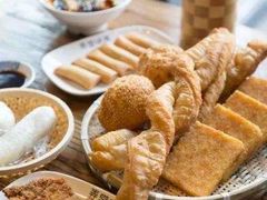 -弄堂咪道-饭香·面香·馄饨香(钦州北路田尚坊店)