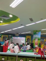 -孩子王童乐园(洛阳万达店)