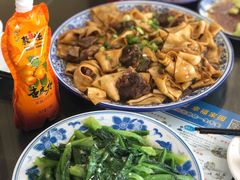 -壹阁胡羊焖饼(特色小吃街店)