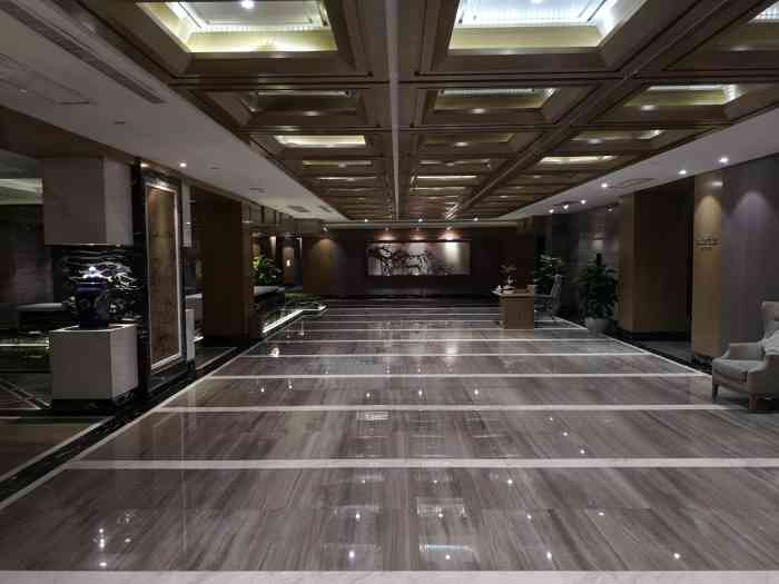 博悦公馆-"参加家人的订婚宴,位置的话个人感觉还是比.