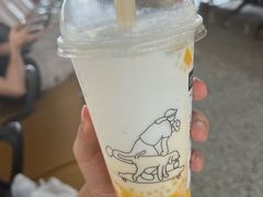 清爽生椰芒-喜茶(广州白云机场T2出发厅店)